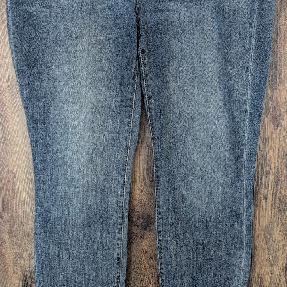 Judy Blue Boyfriend Fit Classic Blue Skinny Plus Size Jeans 15/32